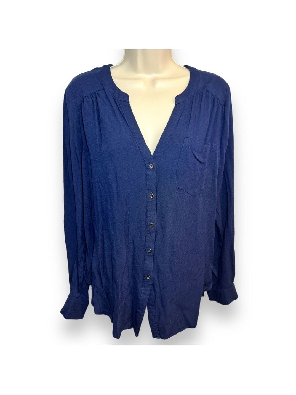 Candie’s Juniors Roll-Tab Blouse Navy Size Large